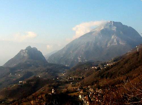 Monte Castello di Gaino and Pizzocolo seen from Monte Comèr