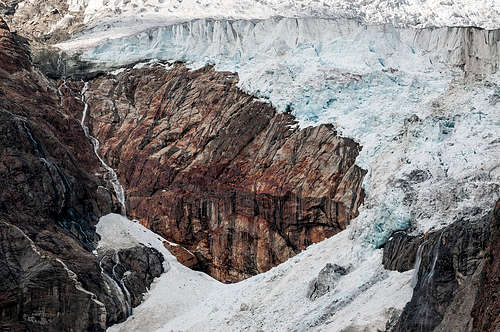 nevado huantsan glacier