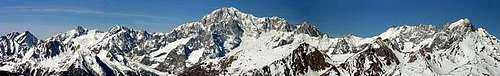 Il massiccio del Monte Bianco...