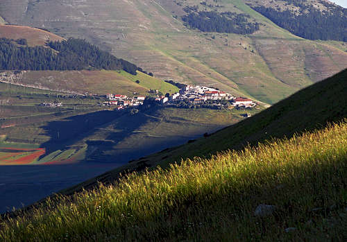 Castelluccio from Monte Vettore S ridge