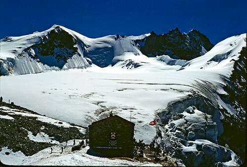 Old Tracuit hut, Bishorn and Weisshorn in 1978