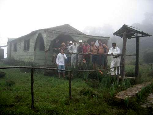 Pico Cuba shelter at 1,650m