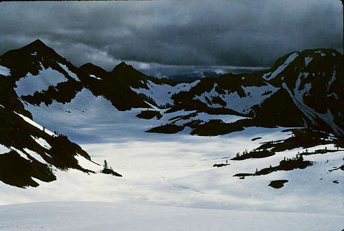 Ominous clouds over Ice Lakes on the Southwest Ridge route