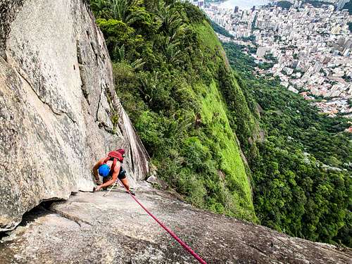 rock-climbing-rio-de-janeiro-corcovado-christ-statue-route-K2-5