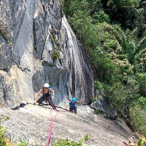 rock-climbing-rio-de-janeiro-corcovado-christ-statue-route-K2-7