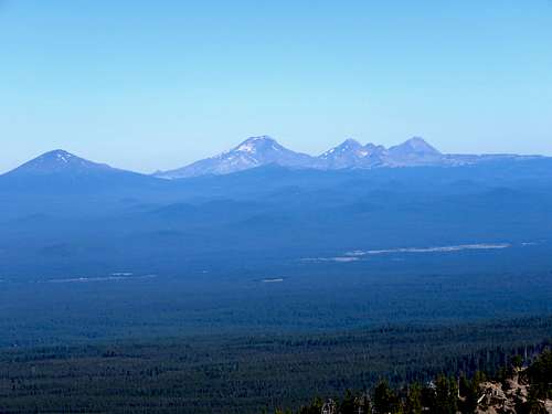 Zoomed view of Three Sisters and Mt. Bachelor