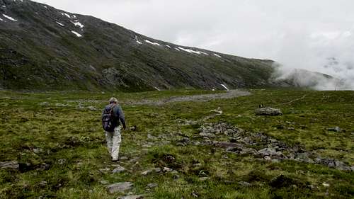 On the Lower Romsdalseggen Trail