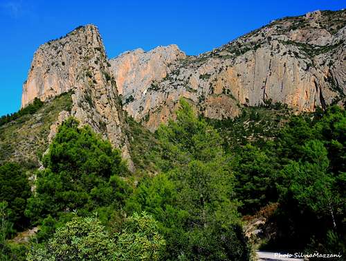 The Dinosaur Crest and other stunning walls, Cabeçó d’Or