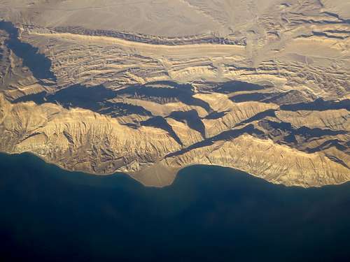 Sinai mountains from plane