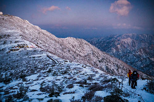 Pushing up to the Summit of Mt Seorak in morning twilight-2