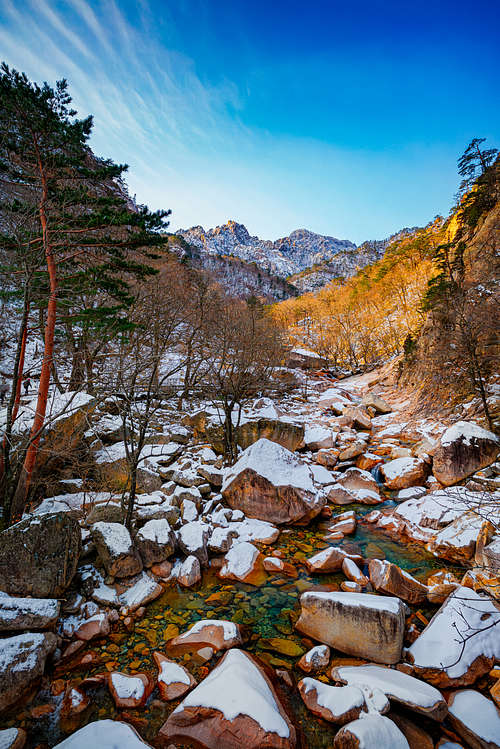 Beautiful River Valleys in Seoraksan National Park