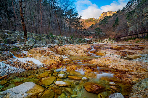 Clear waters of the mountain streams in Oseak Valley, Seoraksan National Park Korea-2