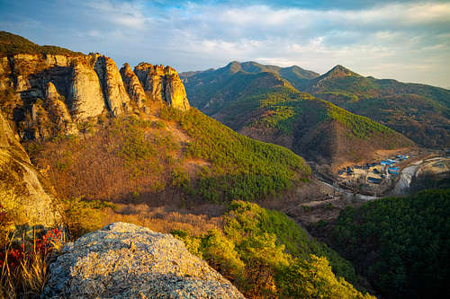 Mountain and Temple Scenery in Korea's Juwangsan National Park-3