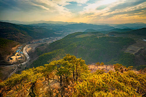 Mountain and Temple Scenery in Korea's Juwangsan National Park-6