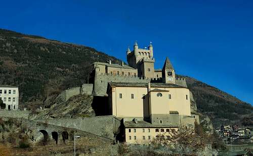 Saint Pierre Castle