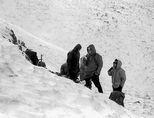 Loch Eil. Expedition lunch