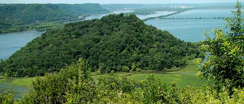 Perrot State Park Bluffs