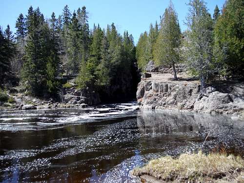 Mouth of Temperance River Gorge
