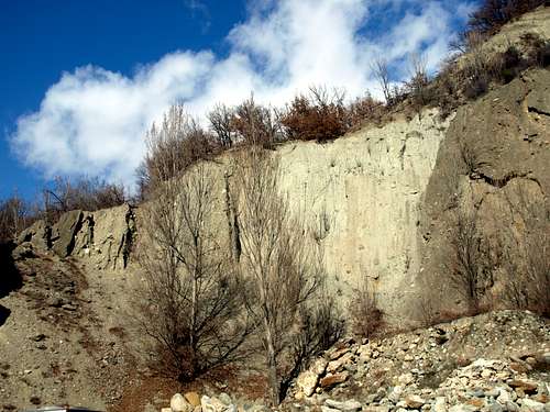 La Plantaz erosion on central walls