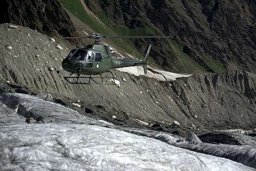 Partner Helicopter Rescue, Chogholungma Glacier, Approaching Spantik