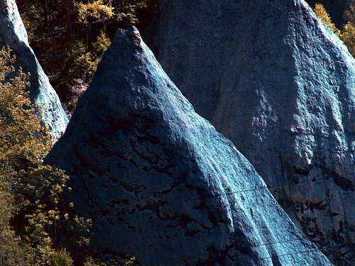 Earth PYRAMIDS & CALANQUES in Aosta Valley (Saint Nicolas) / 1