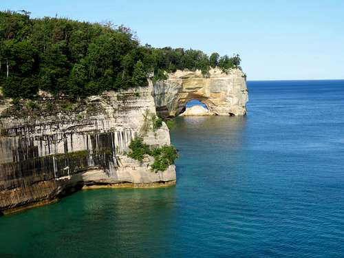Pictured Rocks, Mosquito Beach to Spray Falls
