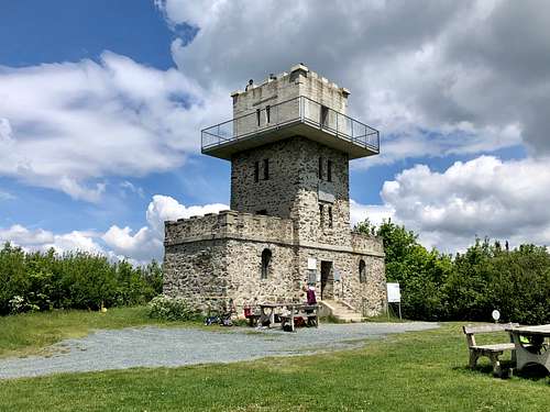 The lookout tower on Írottkő