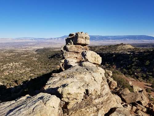 Rocks near the summit of Horse Mesa