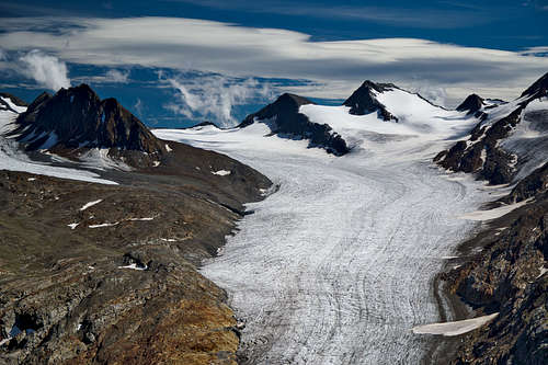 Gurgl glacier and Falschunggspitze