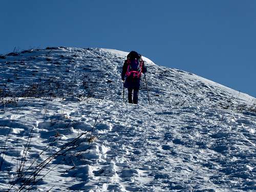Climbing the snowy North side of Alpesisa