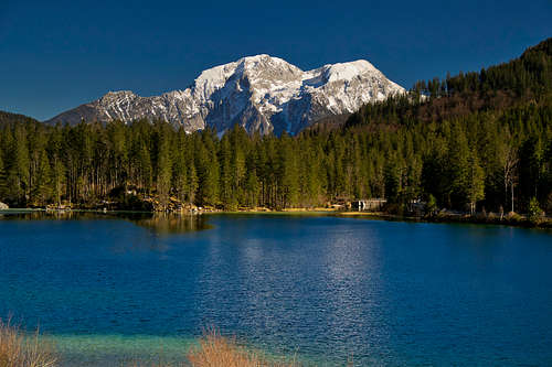 The Hintersee lake with Hoher Göll and Hohes Brett behind