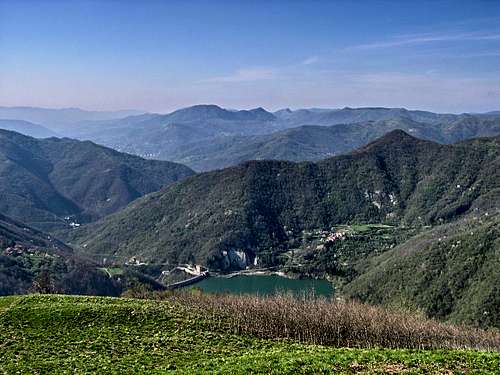 View of the Val di Noci lake from the summit of Alpesisa