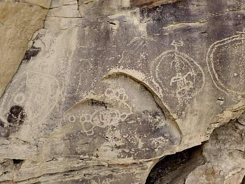 The petroglyph panel at Cow Canyon