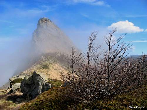 Monte Scala emerging from the mists