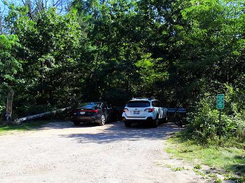 South Parking Area for Petenwell Rock