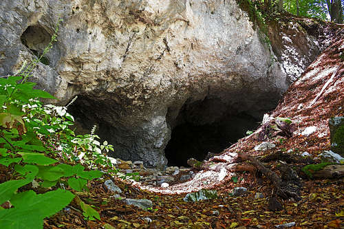 Špehovka cave entry