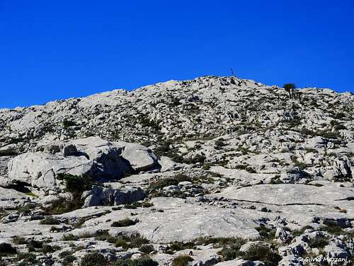The white rocky summit of Punta Catirina