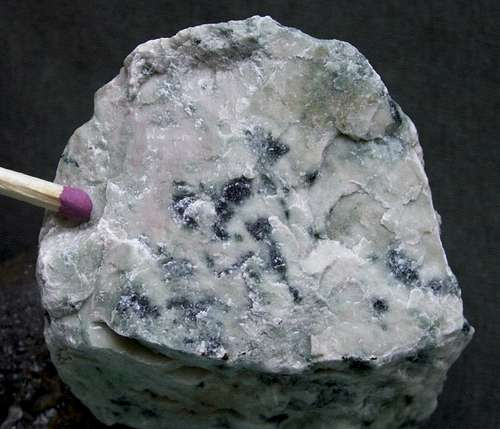 Ślęża minerals 65 – Rodingite…
