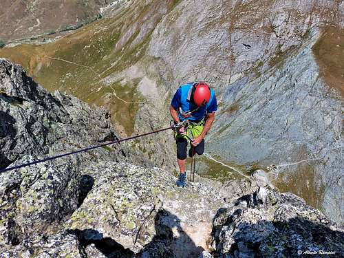 Abseiling on the route King Line, Rocca Castello
