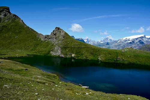 Lago Perrin, Matterhorn and Punta di Rollin