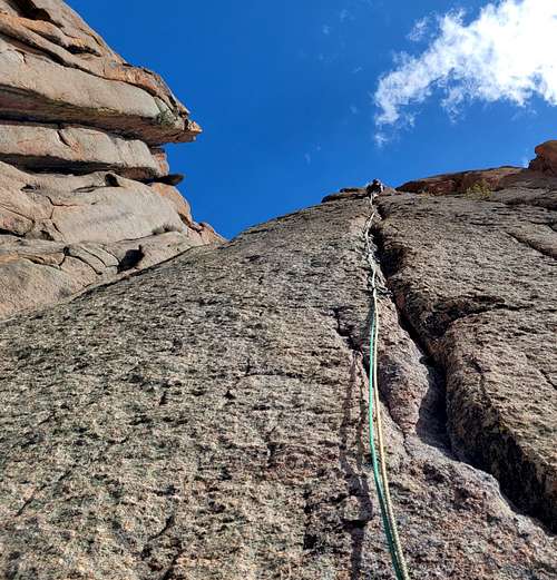 Throne Room, 5.10b, 3 Pitches