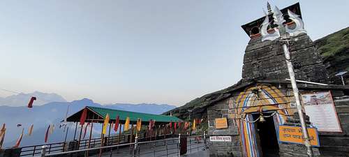 Tungnath, with all beauty around