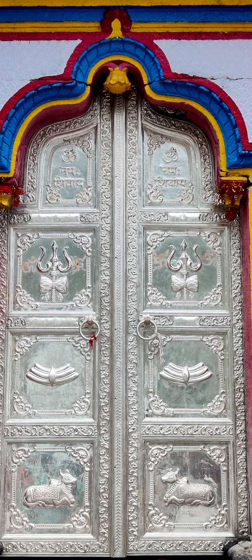 Kedarnath Door