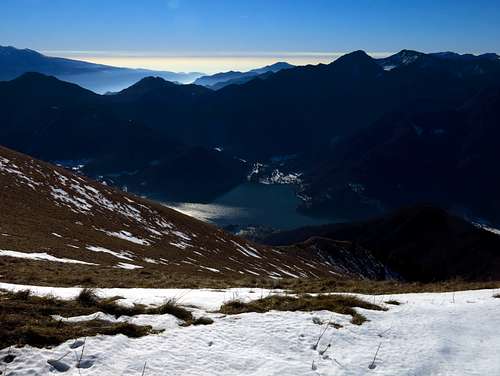Ledro lake from Sclapa Parì ridges