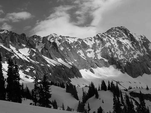 5/28/05: K2 and Capitol Peak,...