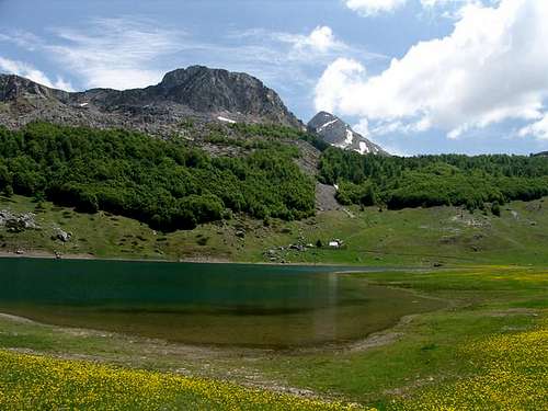  Rikavacko lake (1,313 m),...