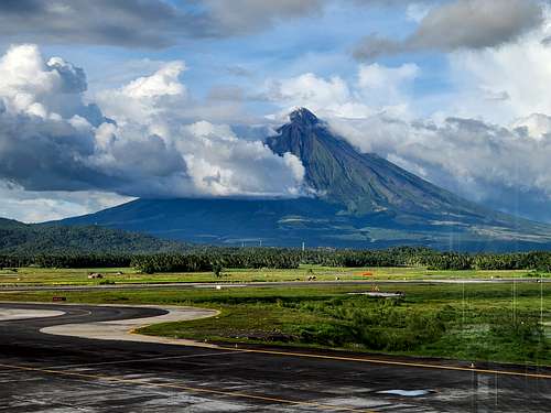 The Airport at Legazpi has a spectacular view of Mayon Volcano