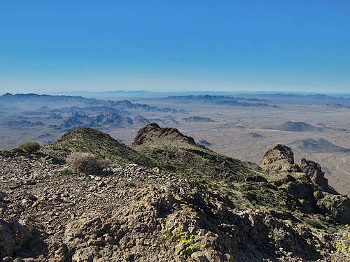 Looking SW from the summit of Signal Peak