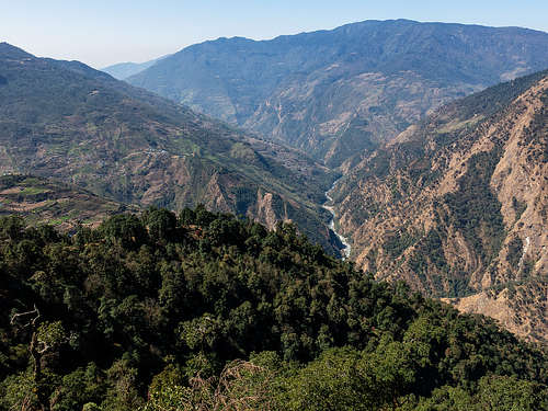 Valley of the Dudh Koshi River, on the left on the cultivated slopes is Bupsa and in the background Kharikhola Koshi