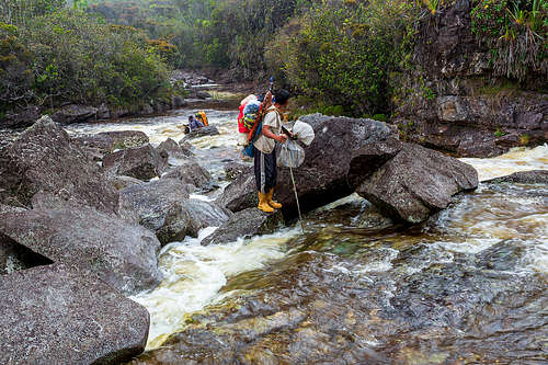 crossing yunek river